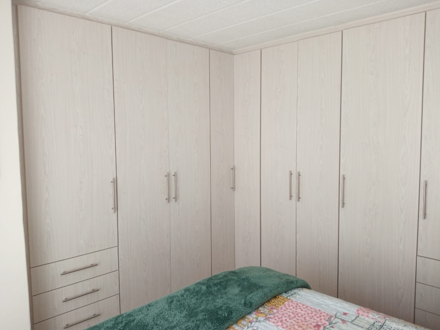 2 Bedroom Property for Sale in Ravenswood Gauteng