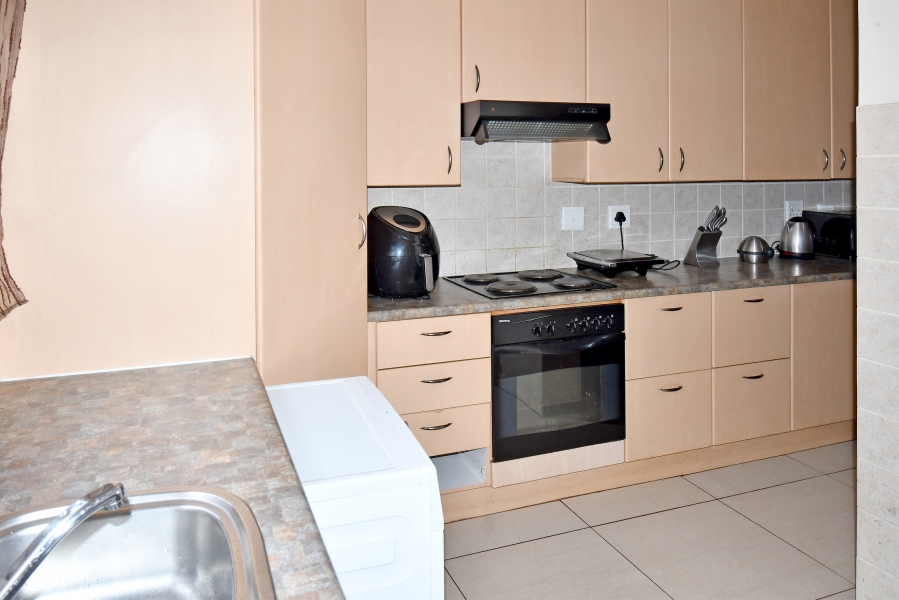 To Let 3 Bedroom Property for Rent in North Riding Gauteng