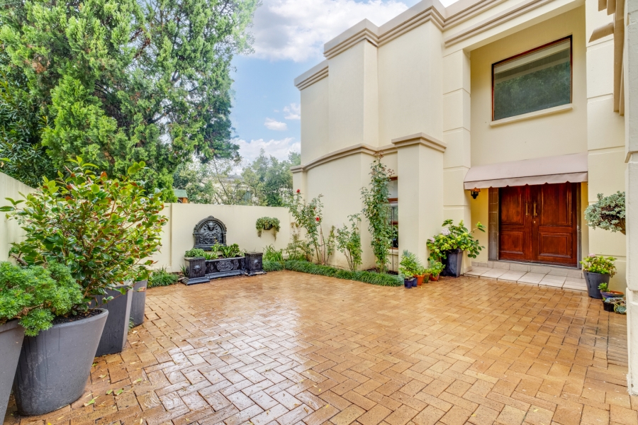3 Bedroom Property for Sale in Sunninghill Gauteng