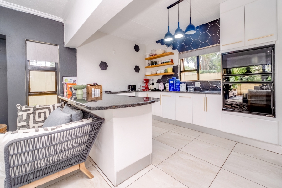 3 Bedroom Property for Sale in Sunninghill Gauteng