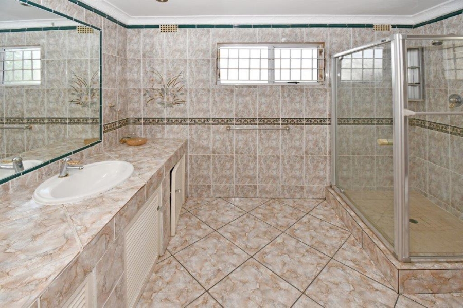 To Let 3 Bedroom Property for Rent in Emmarentia Gauteng