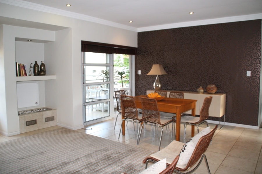 To Let 2 Bedroom Property for Rent in Westcliff Gauteng