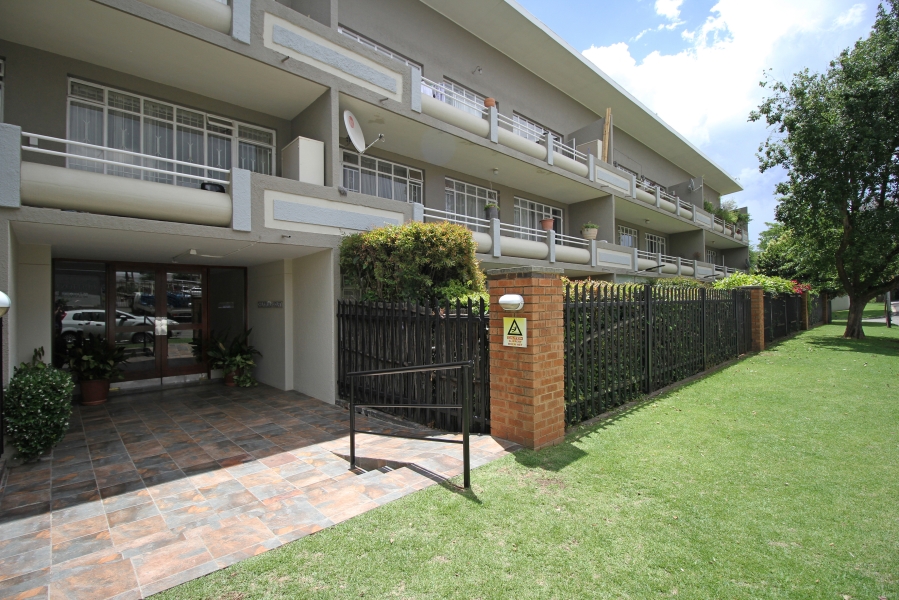 To Let 1 Bedroom Property for Rent in Cheltondale Gauteng