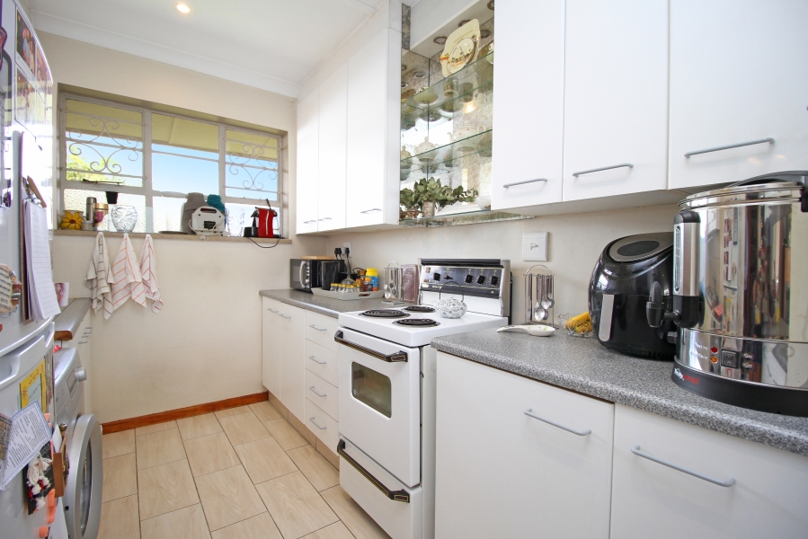 To Let 1 Bedroom Property for Rent in Cheltondale Gauteng