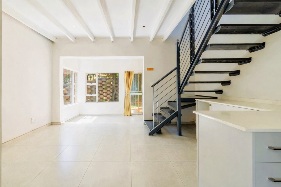 2 Bedroom Property for Sale in Wilgeheuwel Gauteng