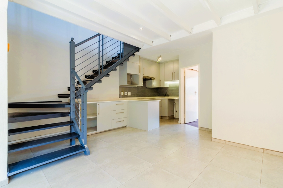 2 Bedroom Property for Sale in Wilgeheuwel Gauteng