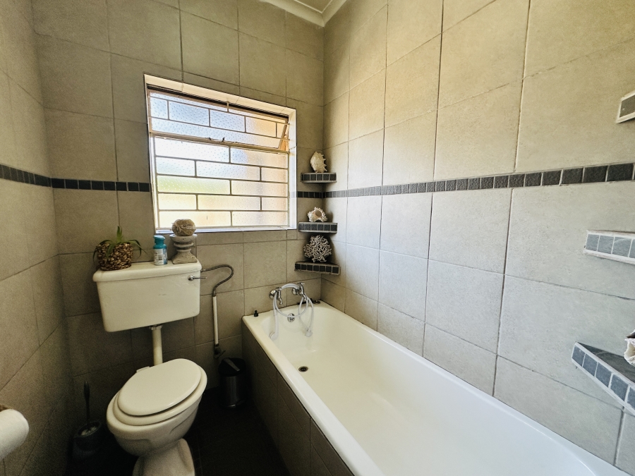 3 Bedroom Property for Sale in Albemarle Gauteng