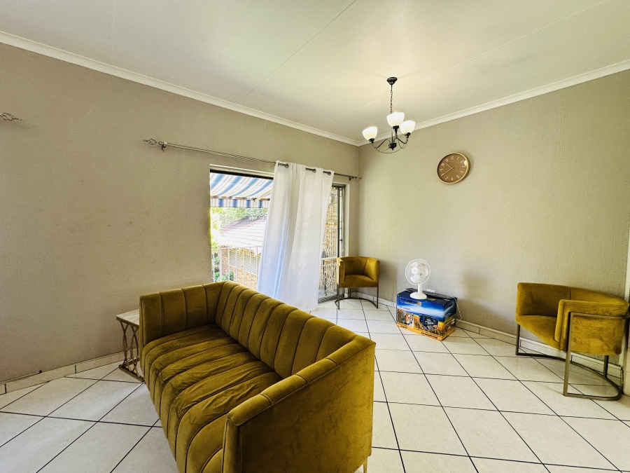 2 Bedroom Property for Sale in Albemarle Gauteng