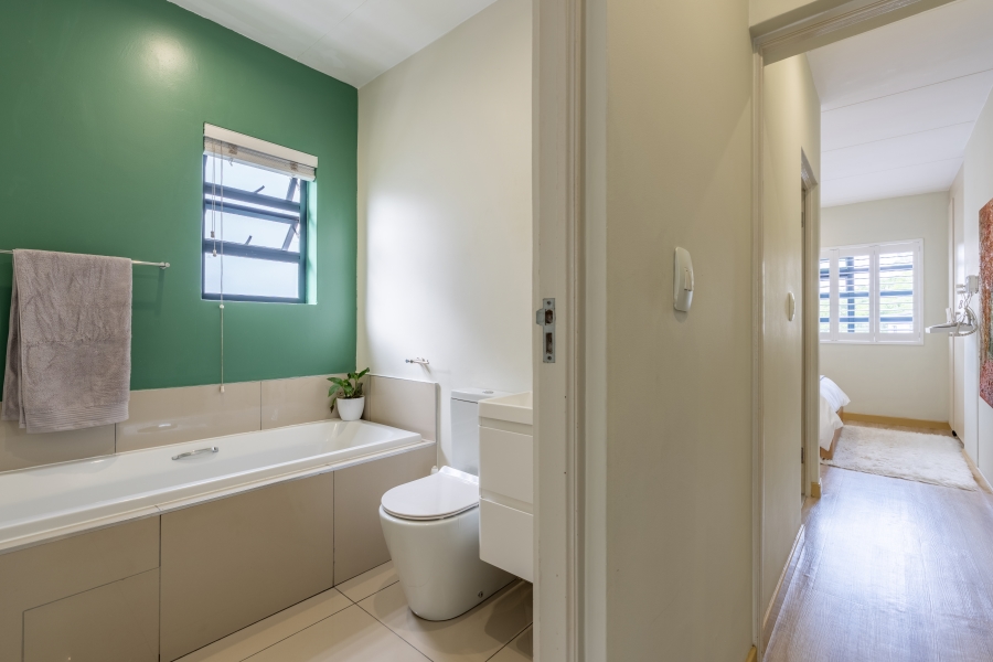 To Let 2 Bedroom Property for Rent in Bryanston Gauteng