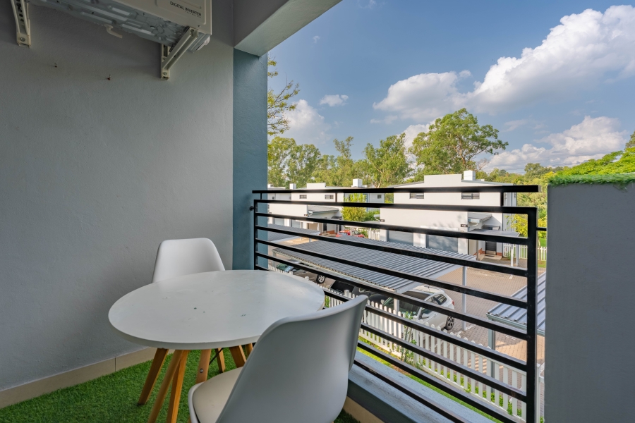 To Let 2 Bedroom Property for Rent in Bryanston Gauteng