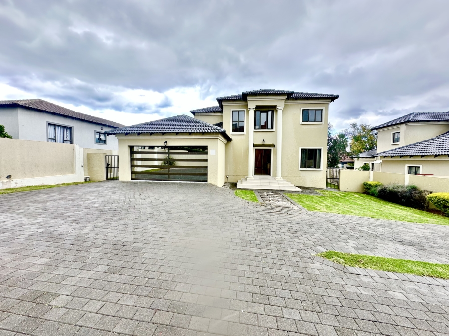4 Bedroom Property for Sale in Thatchfield Estate Gauteng