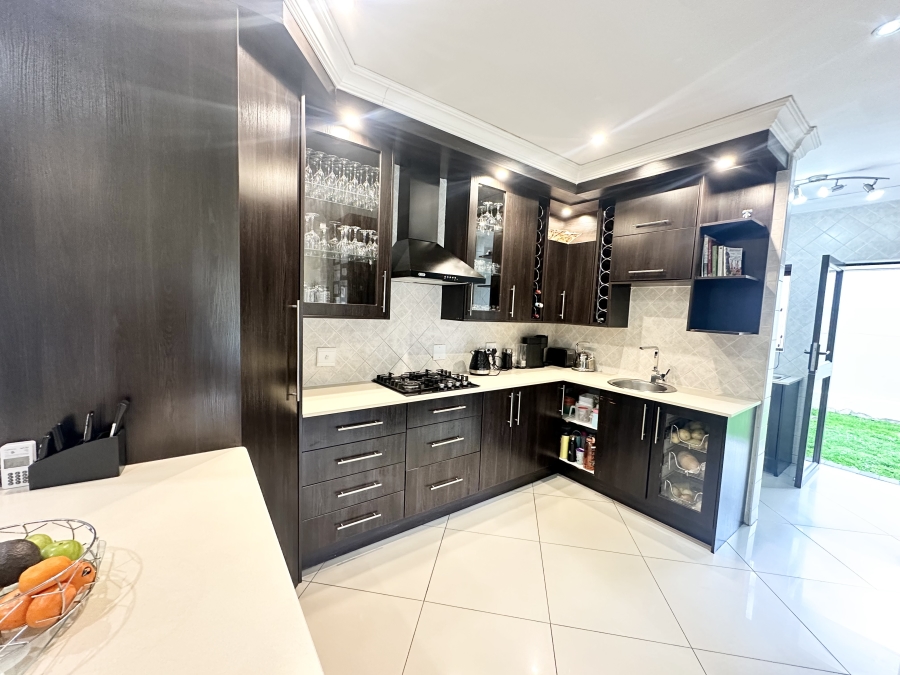 4 Bedroom Property for Sale in Thatchfield Estate Gauteng