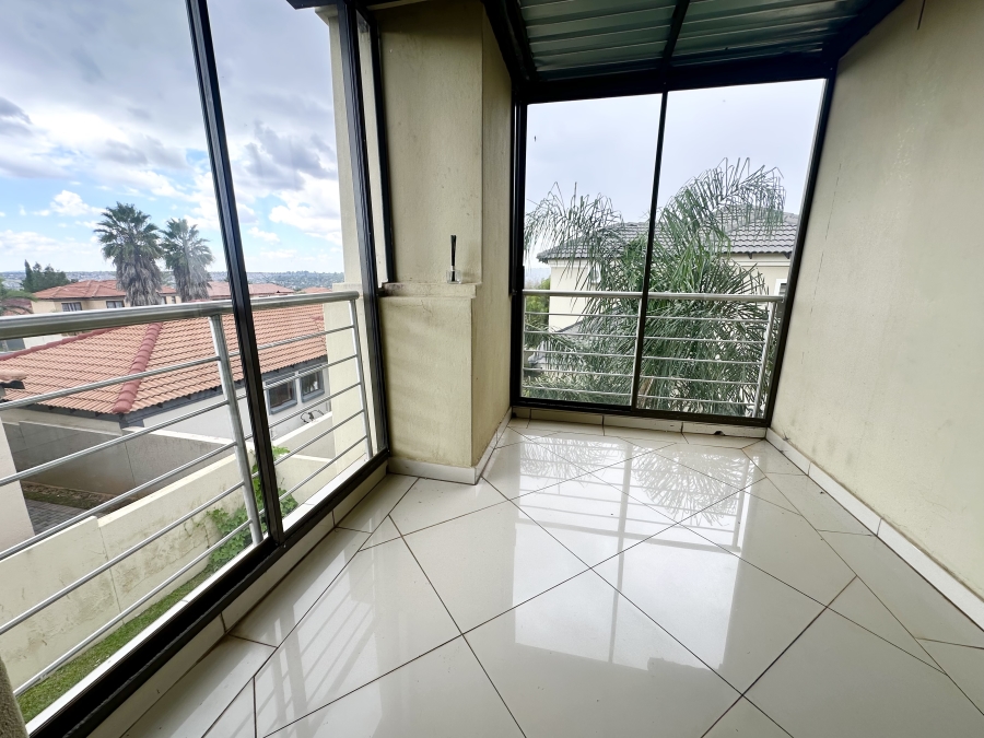 4 Bedroom Property for Sale in Thatchfield Estate Gauteng