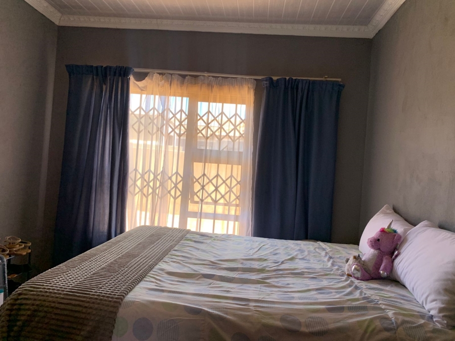 3 Bedroom Property for Sale in Mohlakeng Gauteng