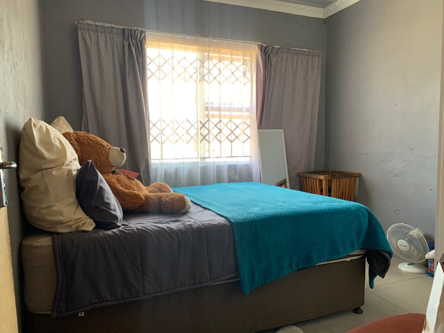 3 Bedroom Property for Sale in Mohlakeng Gauteng