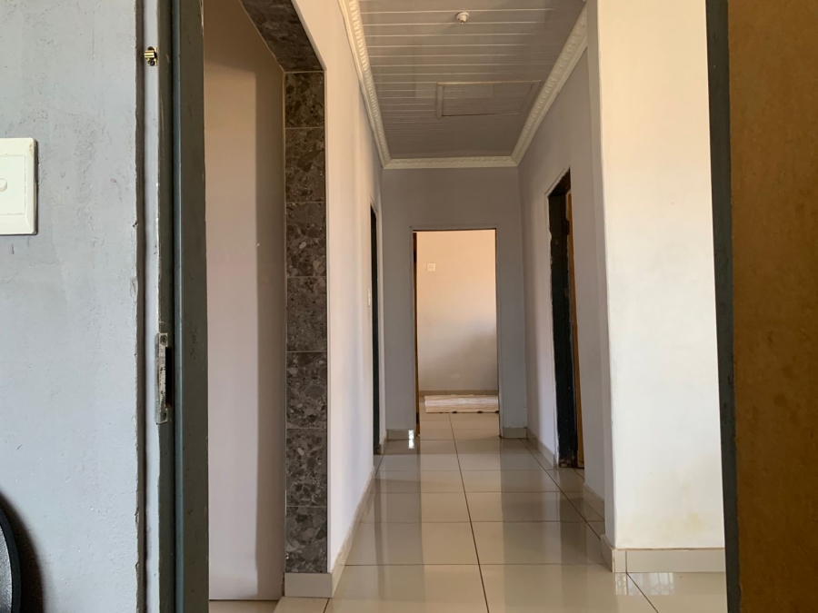 3 Bedroom Property for Sale in Mohlakeng Gauteng