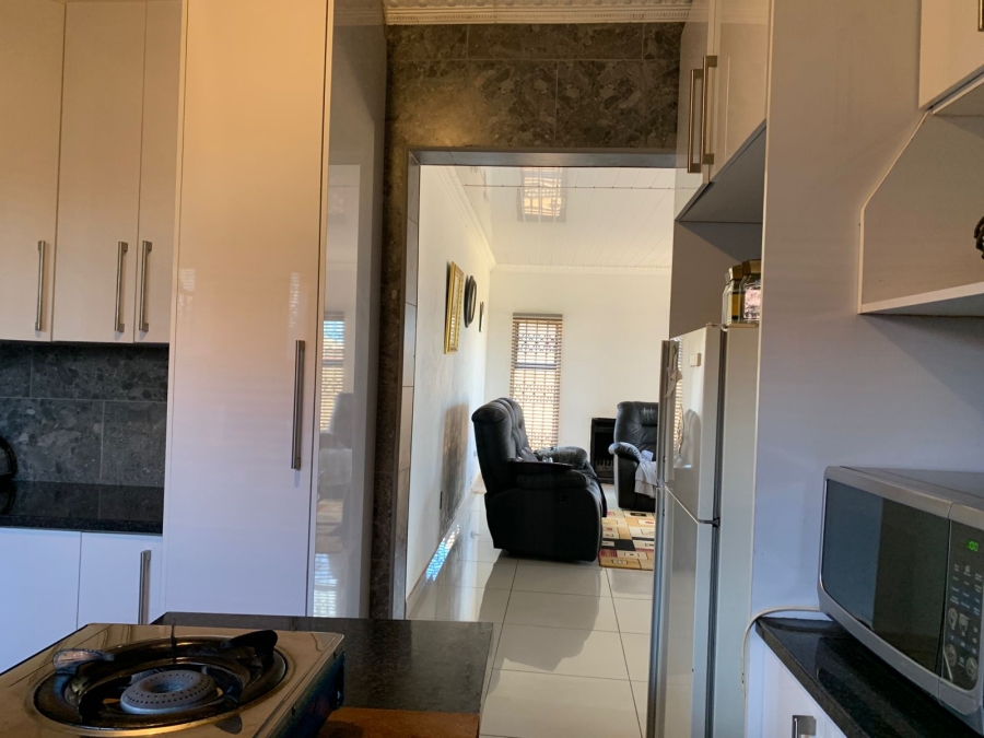 3 Bedroom Property for Sale in Mohlakeng Gauteng