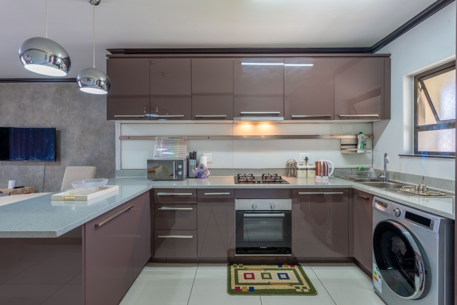 2 Bedroom Property for Sale in Broadacres Gauteng