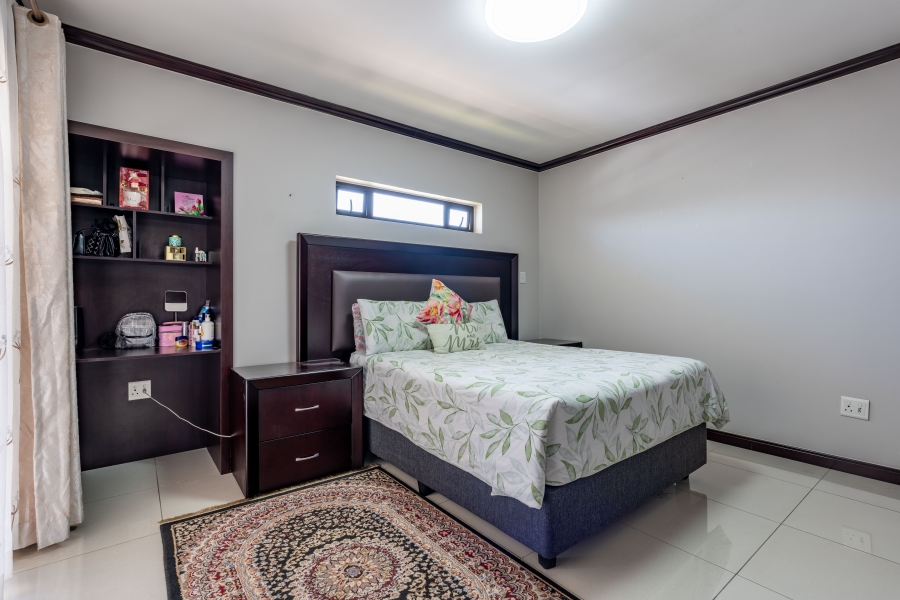 2 Bedroom Property for Sale in Broadacres Gauteng