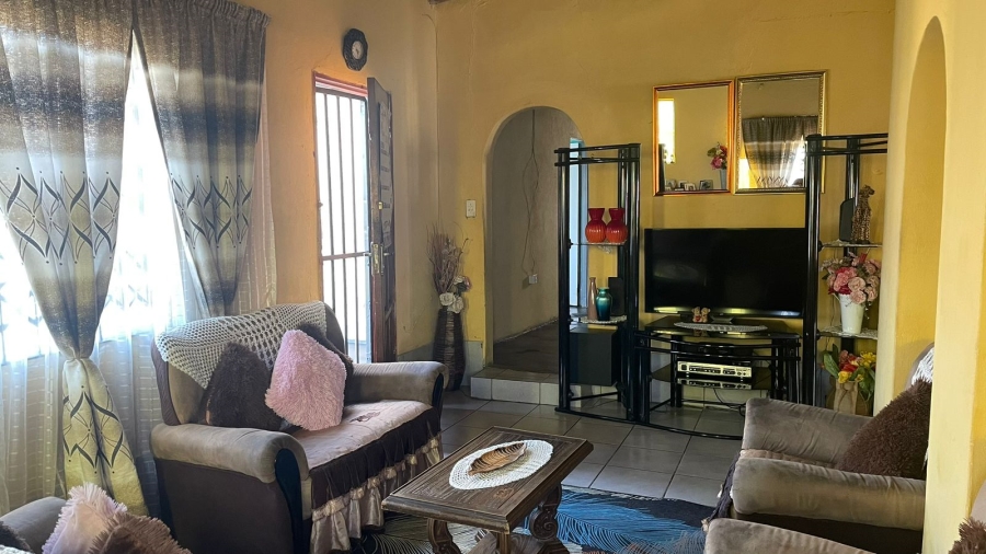 4 Bedroom Property for Sale in Tsakane Gauteng