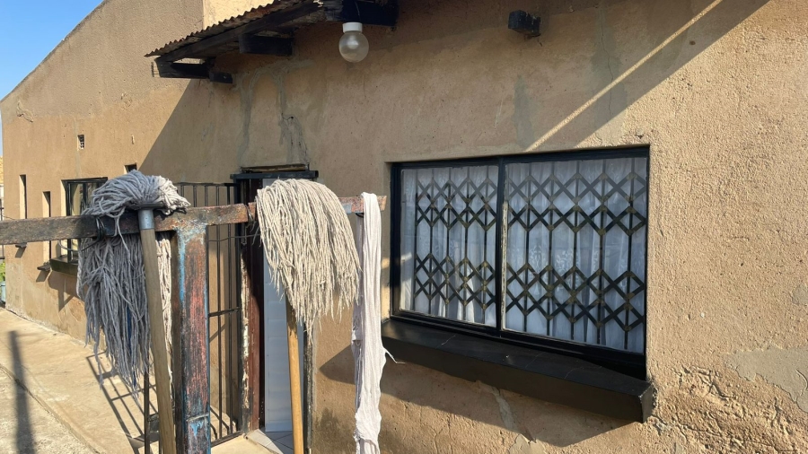 4 Bedroom Property for Sale in Tsakane Gauteng