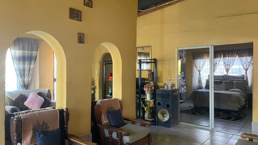 4 Bedroom Property for Sale in Tsakane Gauteng