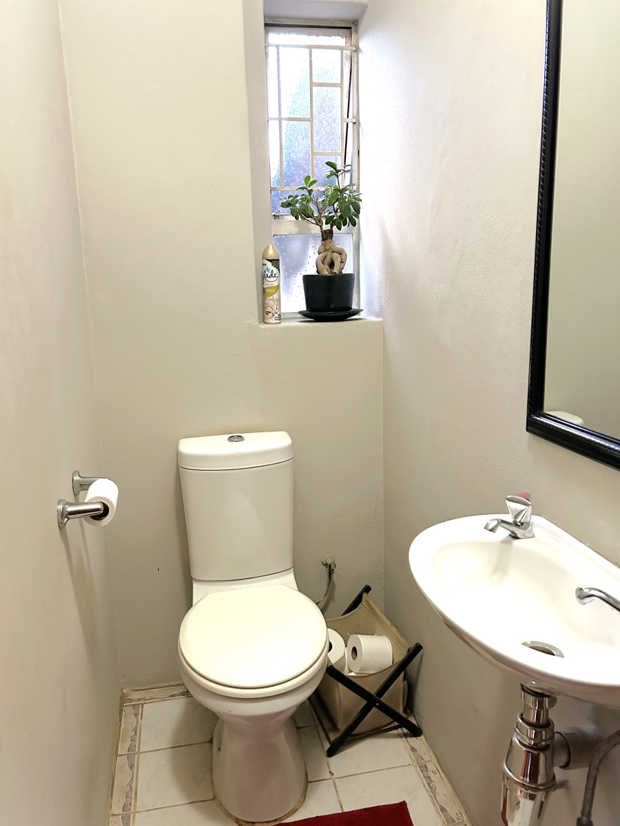 2 Bedroom Property for Sale in Doringkloof Gauteng