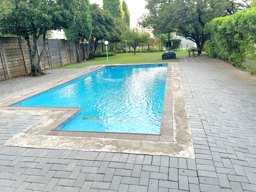 2 Bedroom Property for Sale in Doringkloof Gauteng