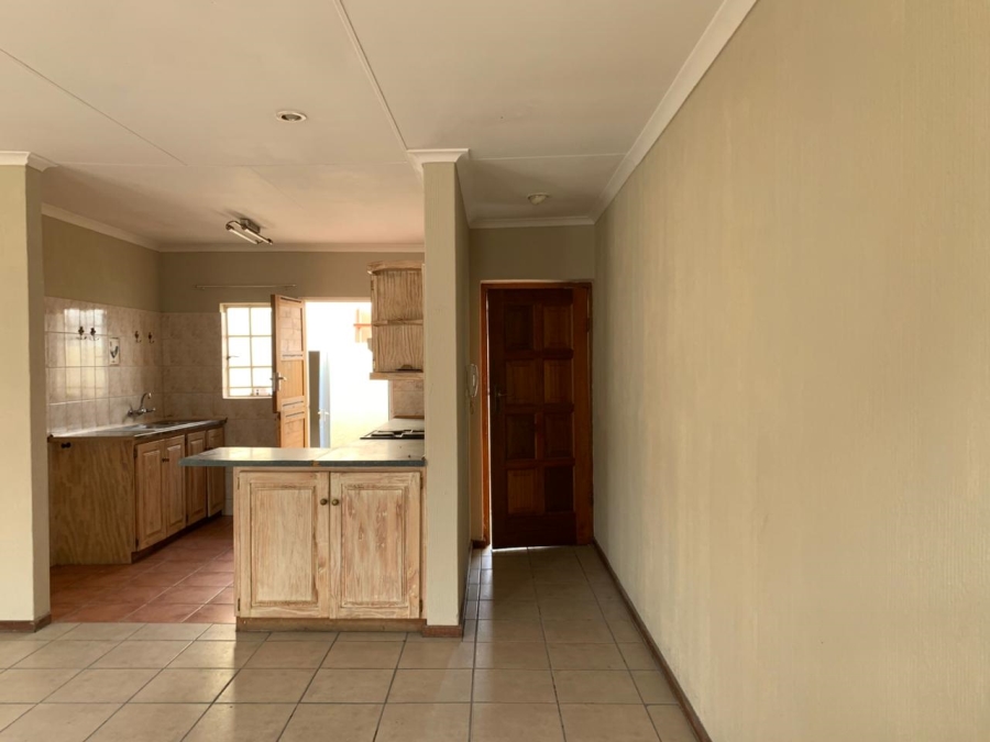 2 Bedroom Property for Sale in Greenhills Gauteng