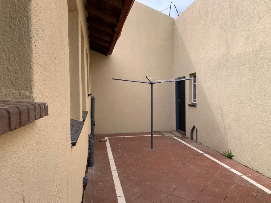 2 Bedroom Property for Sale in Greenhills Gauteng