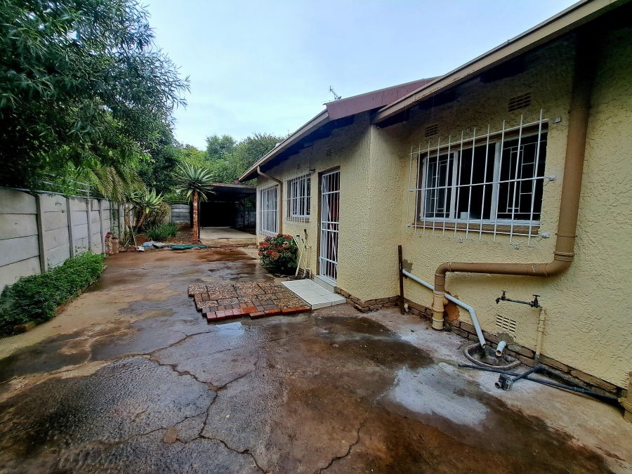 To Let 2 Bedroom Property for Rent in Mayberry Park Gauteng