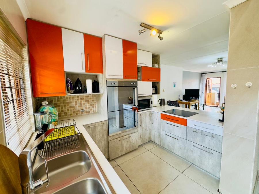 2 Bedroom Property for Sale in Meyersdal Gauteng