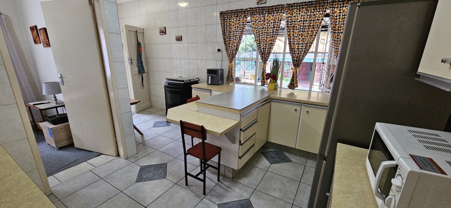 3 Bedroom Property for Sale in South Crest Gauteng