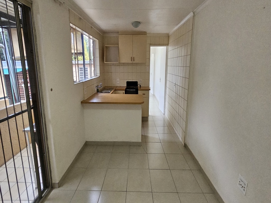 3 Bedroom Property for Sale in South Crest Gauteng