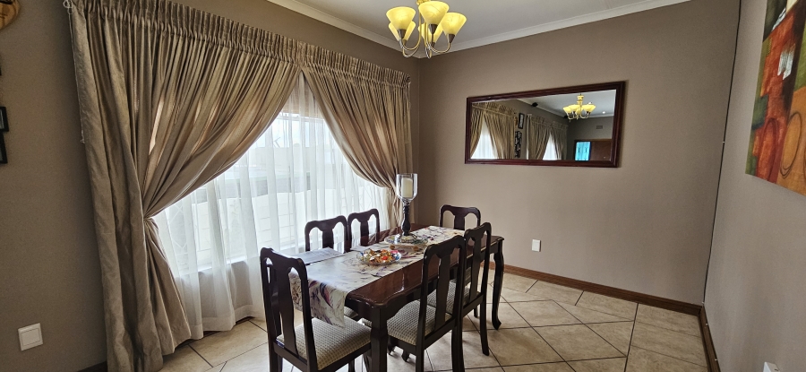 3 Bedroom Property for Sale in South Crest Gauteng