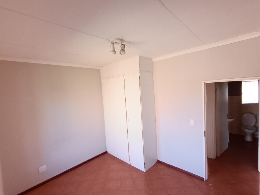 To Let 2 Bedroom Property for Rent in Terenure Gauteng