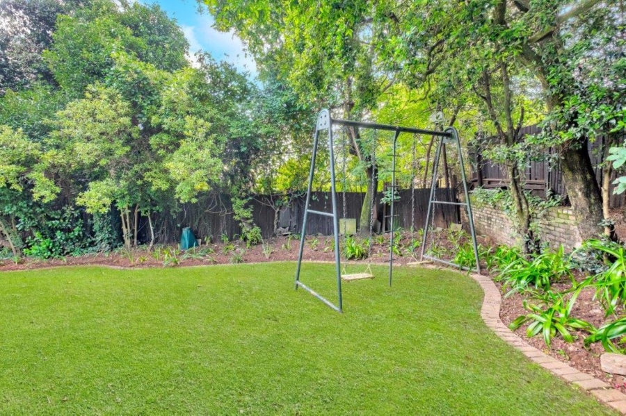 4 Bedroom Property for Sale in Linden Gauteng