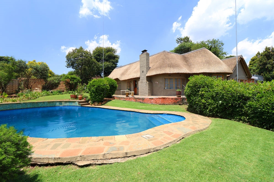 4 Bedroom Property for Sale in Glenhazel Gauteng
