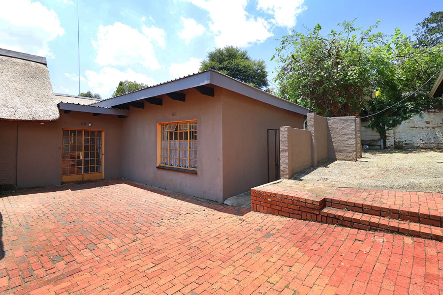 4 Bedroom Property for Sale in Glenhazel Gauteng