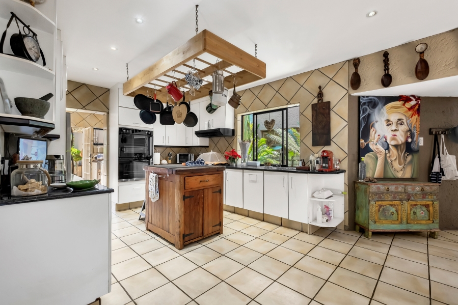 4 Bedroom Property for Sale in Strathavon Gauteng