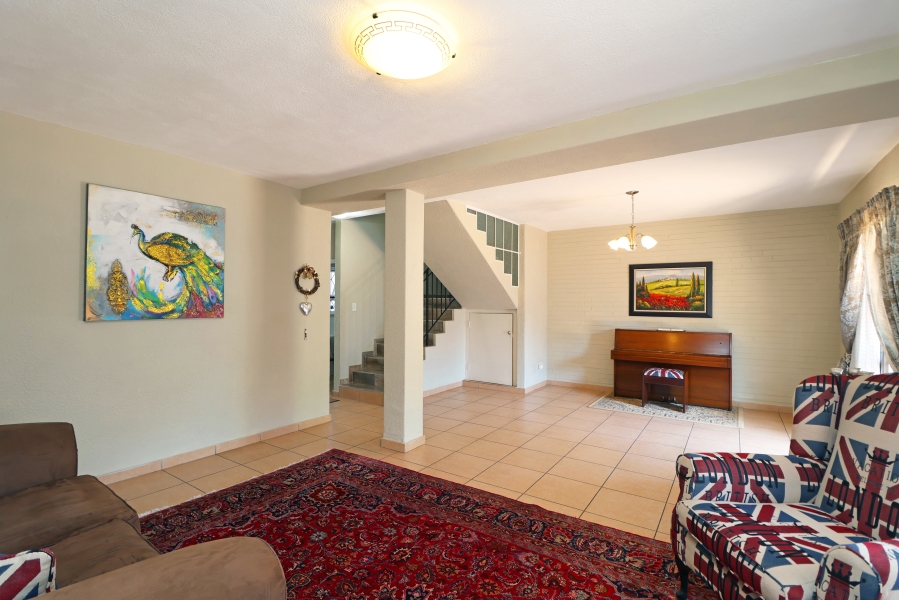 3 Bedroom Property for Sale in Corlett Gardens Gauteng