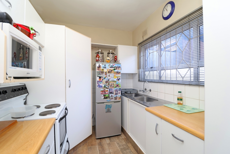 3 Bedroom Property for Sale in Corlett Gardens Gauteng