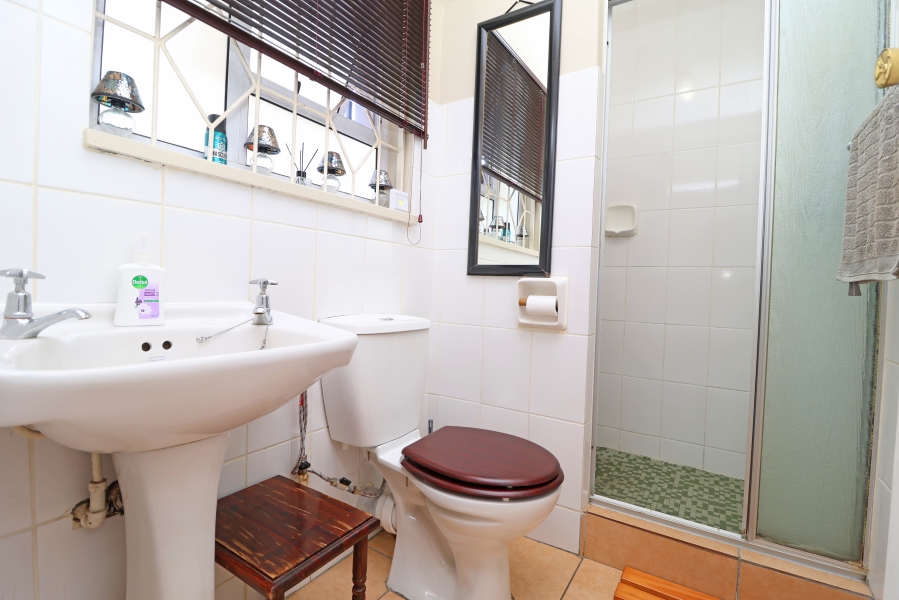 3 Bedroom Property for Sale in Corlett Gardens Gauteng