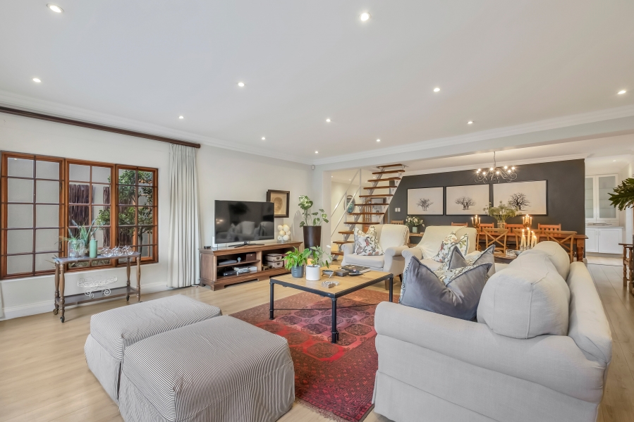 4 Bedroom Property for Sale in Linden Gauteng