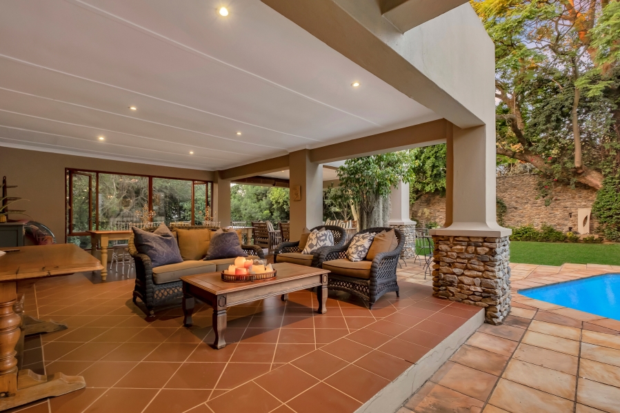 4 Bedroom Property for Sale in Linden Gauteng