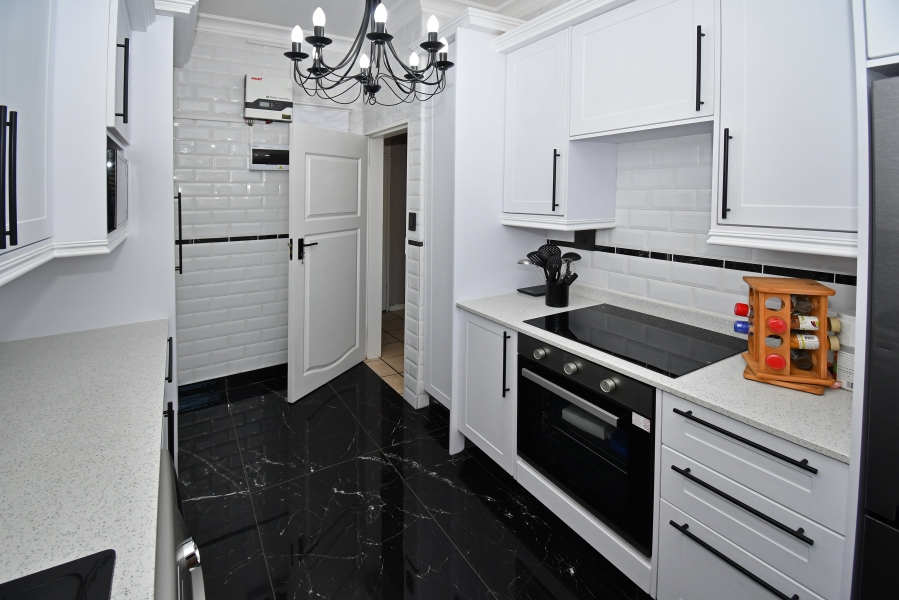 2 Bedroom Property for Sale in Killarney Gauteng