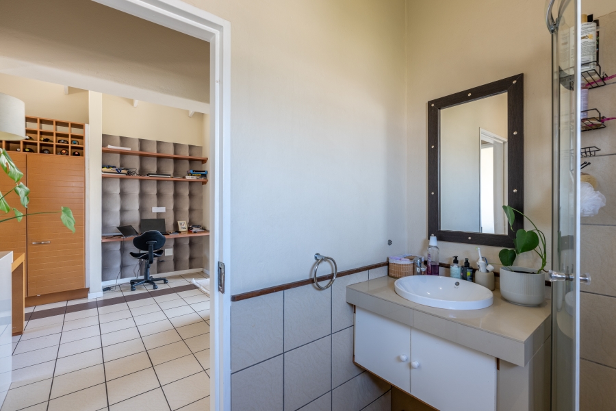 2 Bedroom Property for Sale in Dainfern Gauteng