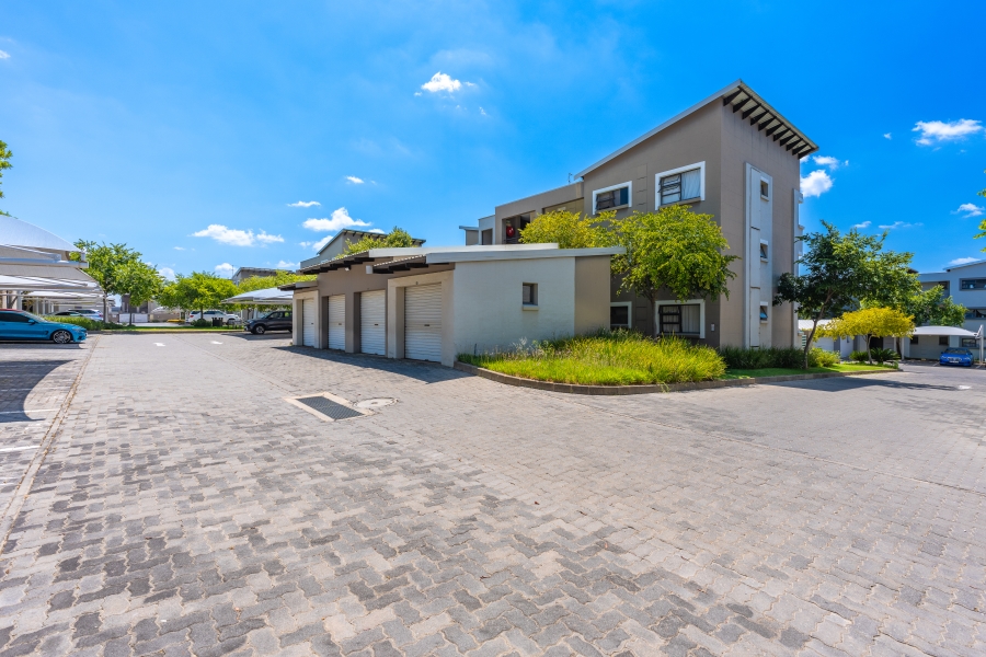 2 Bedroom Property for Sale in Dainfern Gauteng