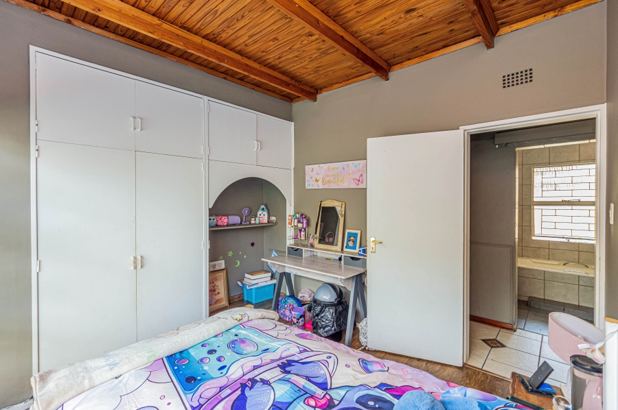 5 Bedroom Property for Sale in Randhart Gauteng