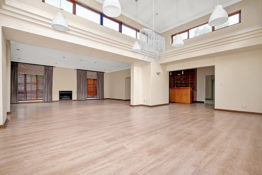 4 Bedroom Property for Sale in Atholl Gauteng